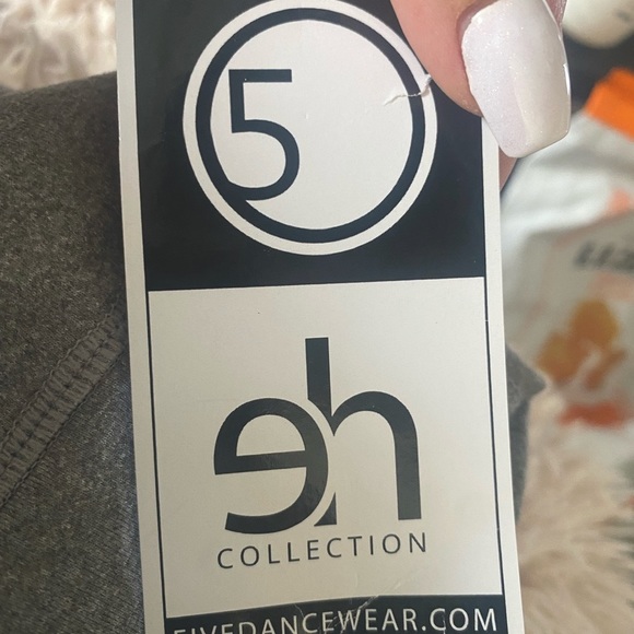 Five Dancewear “Walk This Way” legging. Medium adult - Picture 5 of 5